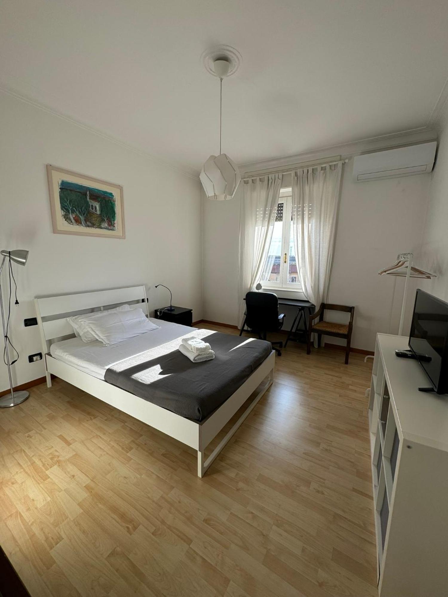 Trilocale Con Due Balconi A Isola Porta Nuova Apartment Mailand